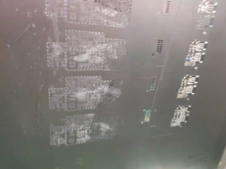 东莞某达钢网清洗案例
